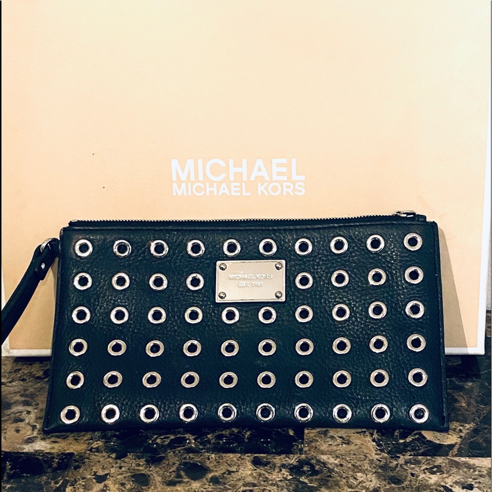 💥💥 MICHAEL KORS STUDDED  WRISTLET 💥💥